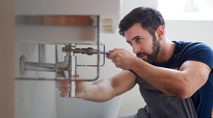 Sink pipe leak repair in Teaberry, KY
